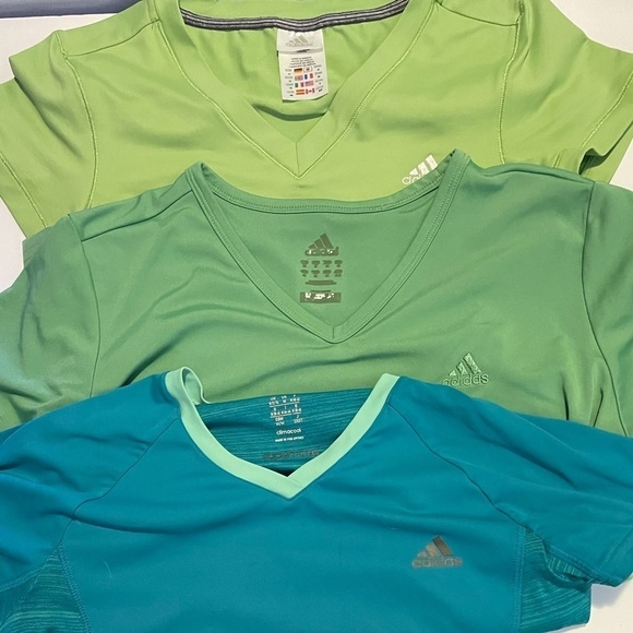 3 Adidas T-Shirts Size M & Adidas Bag - Picture 6 of 7